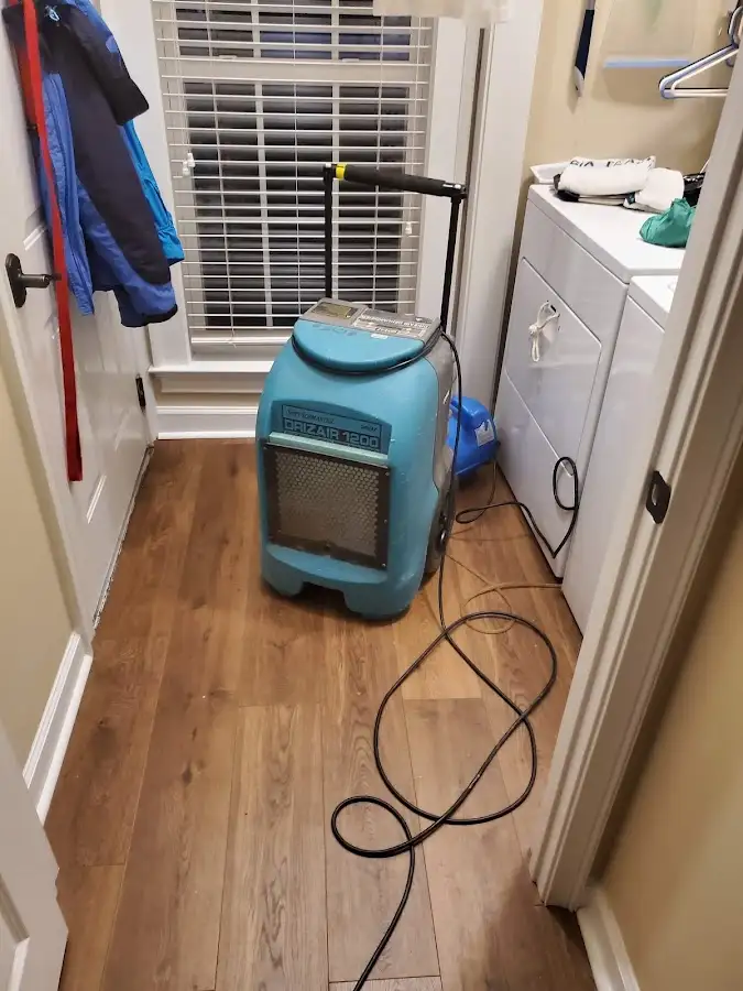 Commercial dehumidifier deployed for Flood Damage Cleanup in Saugus